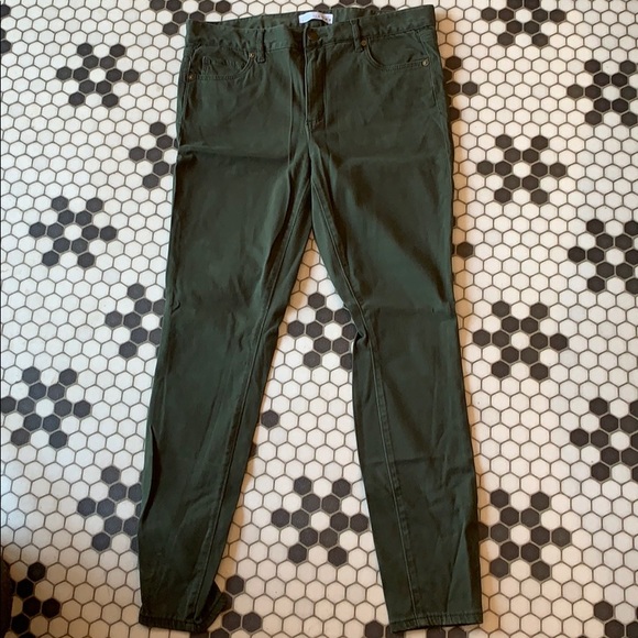 LOFT Green Pants - Picture 1 of 3